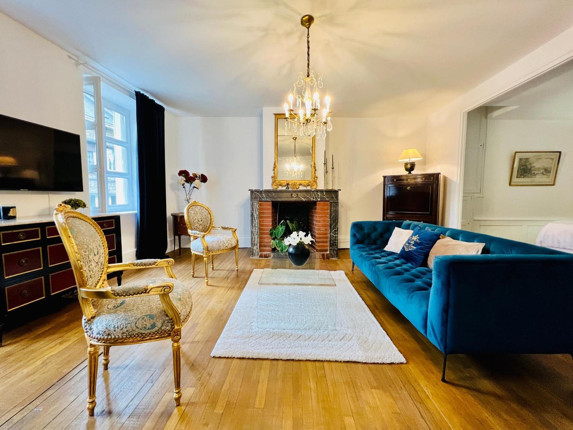 La Suite De Notre Dame Au Pied Du Chateau Fort Sedan Exterior foto